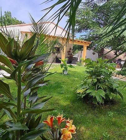 Gite Les 2 Cedres Villa Cardet Kültér fotó